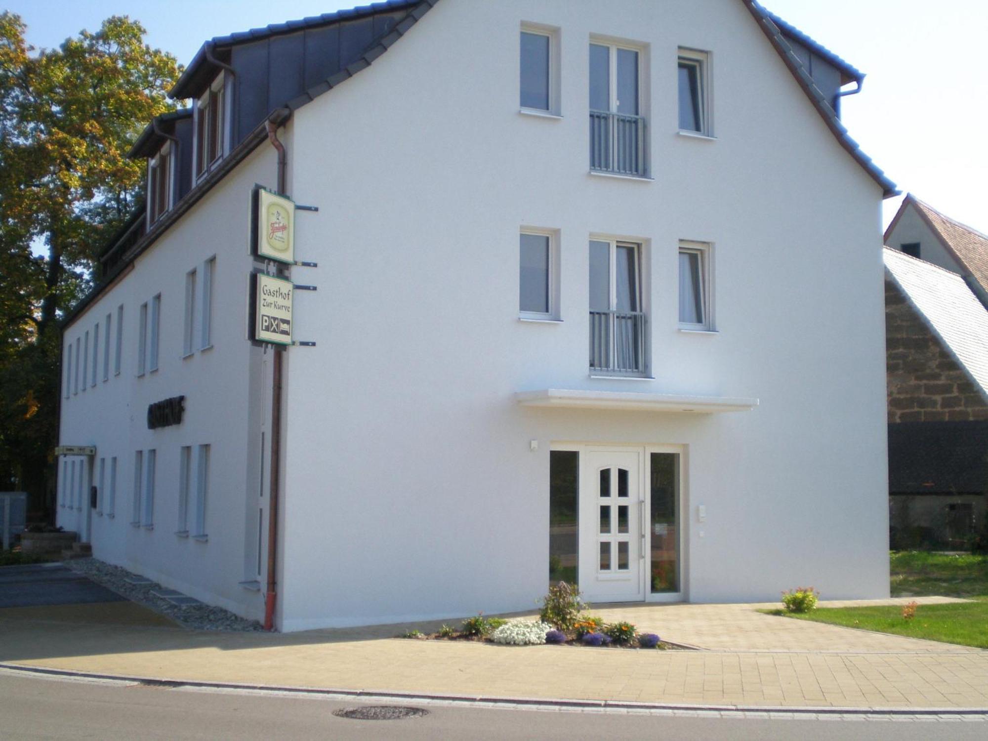 Gaestehaus Zur Kurve Zirndorf Exteriör bild